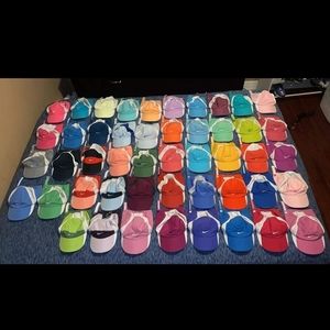 I want to buy hats of this style, nike dri fit, featherlight, nike fit...